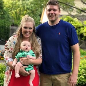 Meet your Posher, Julia